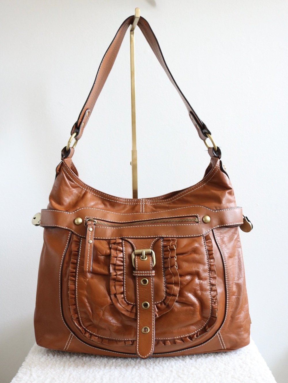 Vintage Y2K Leather Hobo Bag Cognac Brown Ruffle Detail